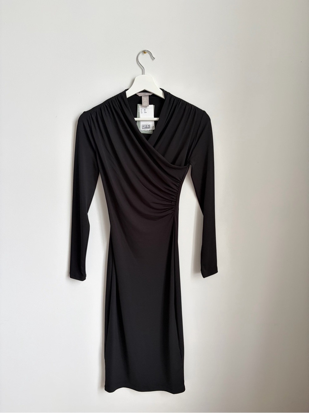 Classic Black Bodycon Midi Dress